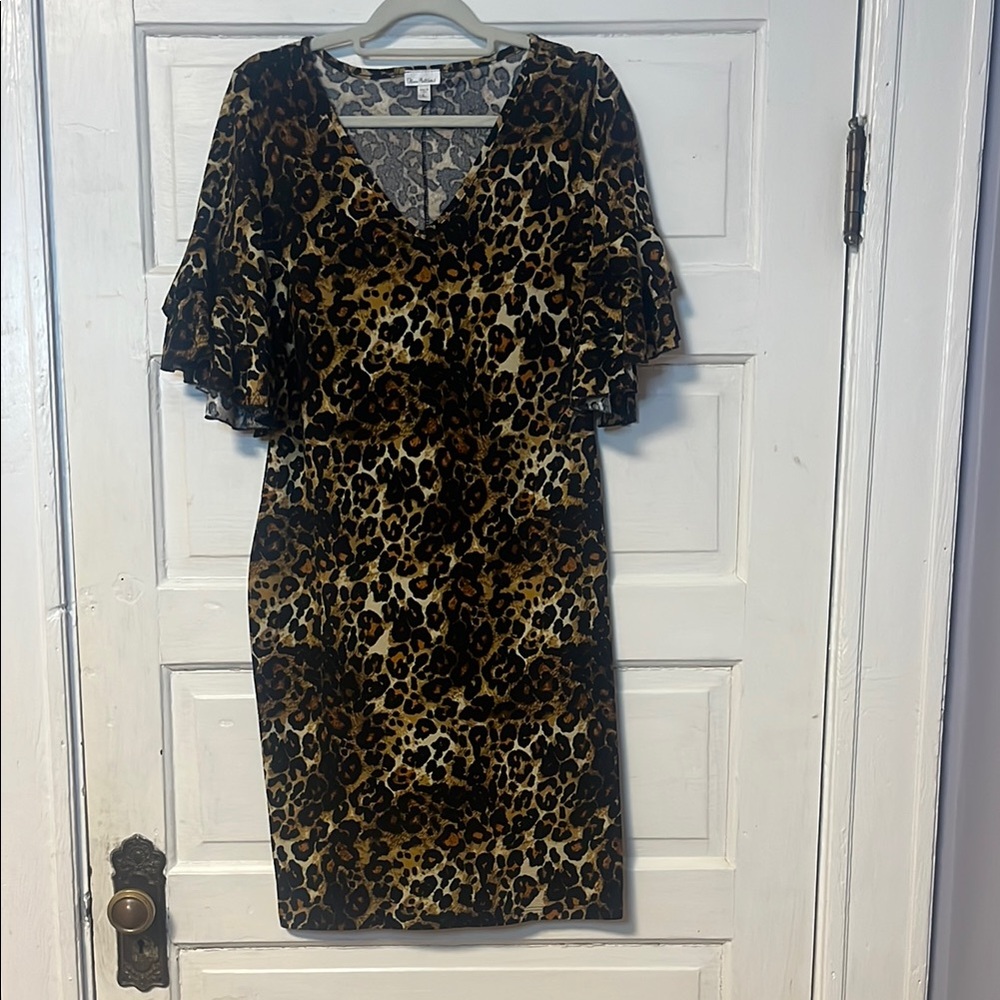 Olivia Matthews Black and Gold Flutter Sleeve Sheath Dress